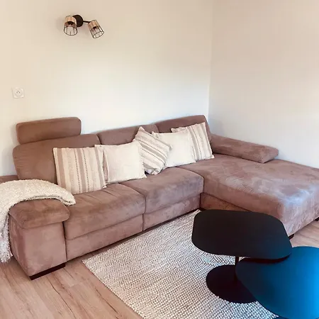 Four Seasons Access & Mountain Views Apartament Taninges