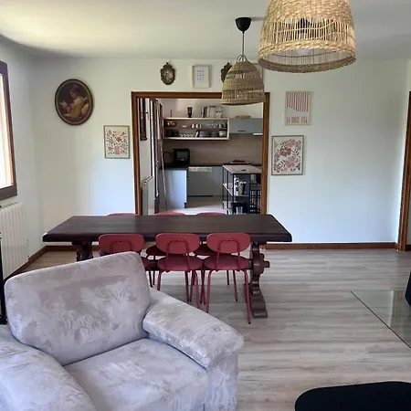 Four Seasons Access & Mountain Views Apartament Taninges