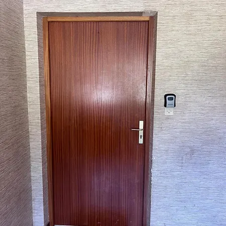 Four Seasons Access & Mountain Views Apartament *